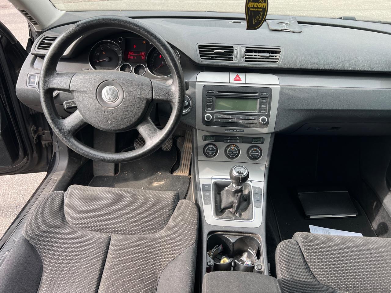 Volkswagen Passat 2.0 16V FSI Var. Comfortline