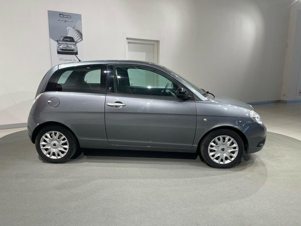 Lancia Ypsilon 1.2 8v Argento