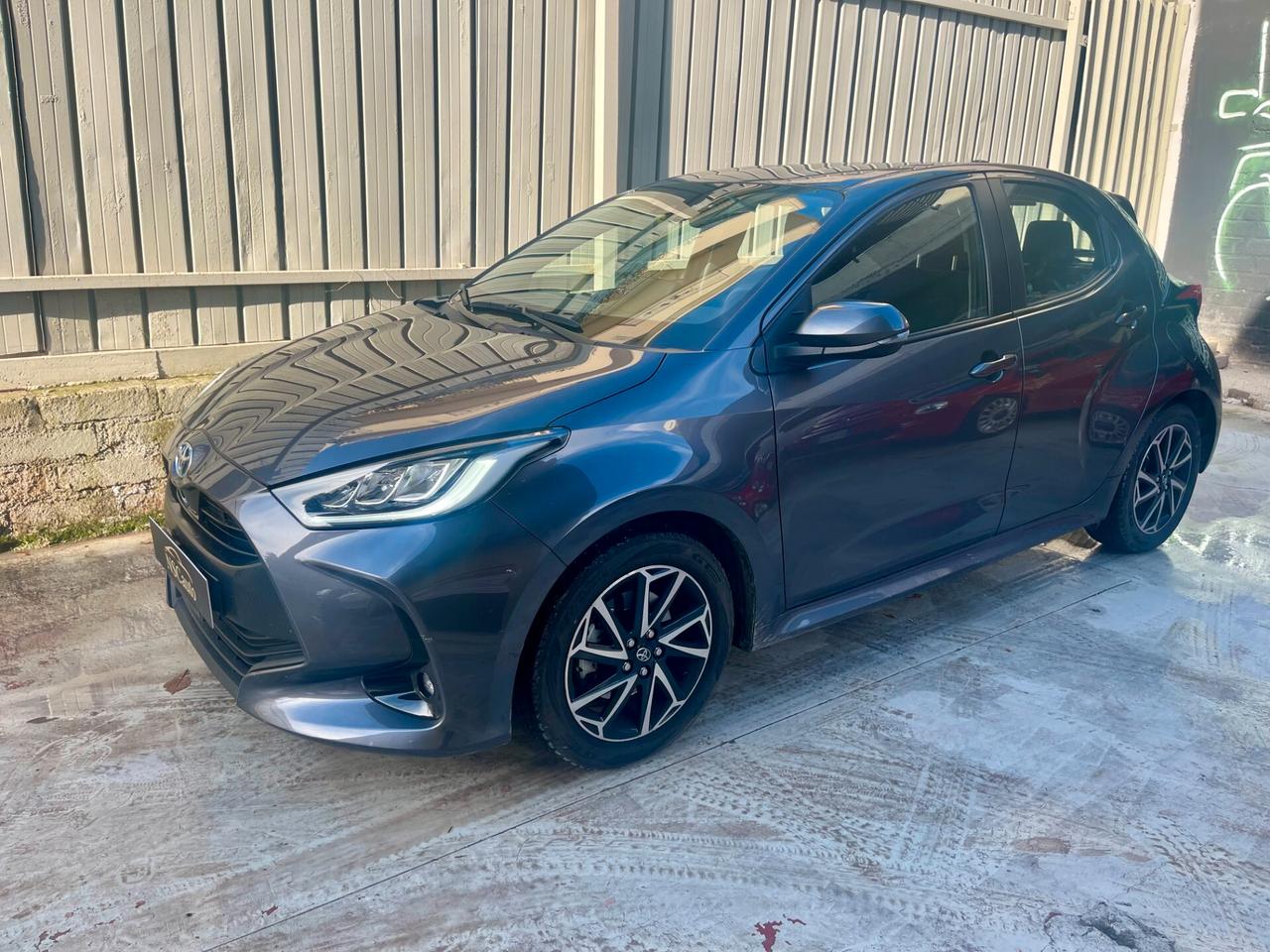 Toyota Yaris 1.5 Hybrid 5 porte Premiere