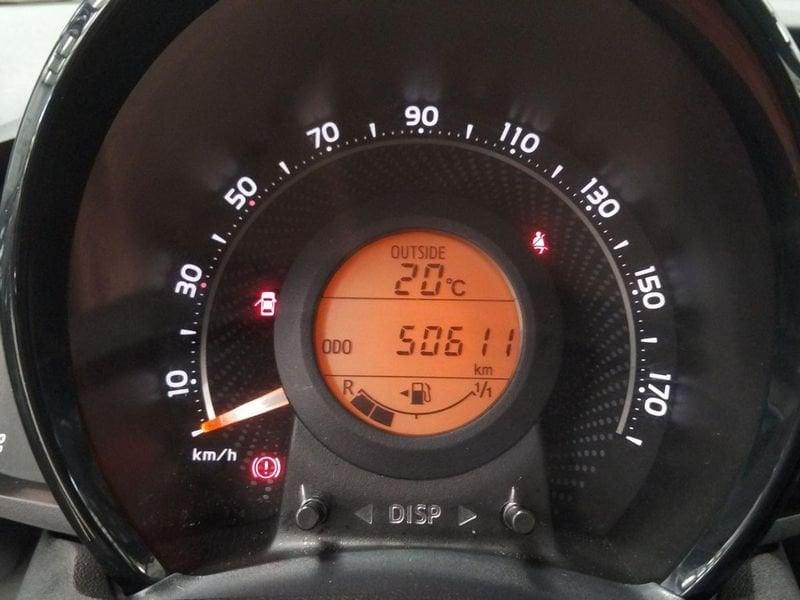 Toyota Aygo 1.0 VVT-i x-play