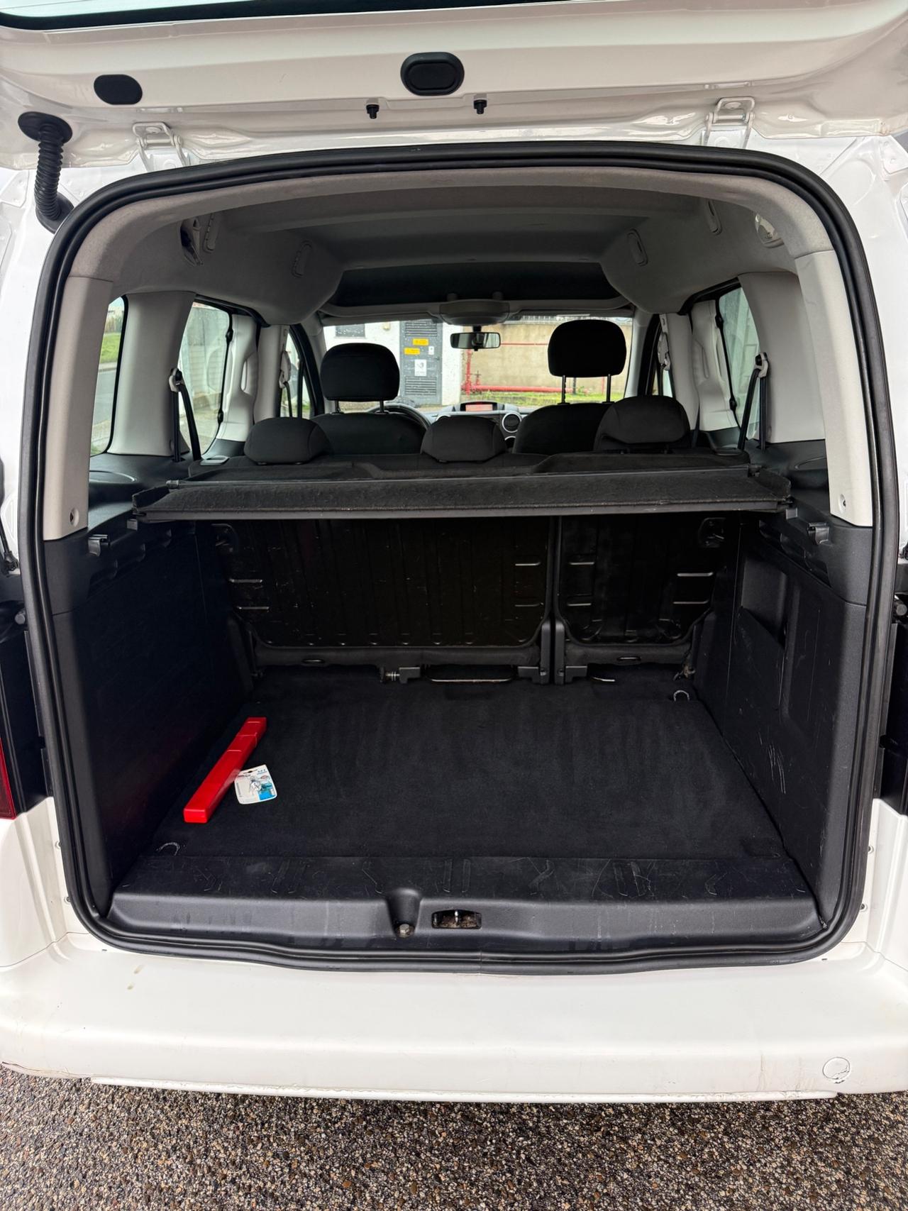 Peugeot Partner Tepee 1.6 HDi 92CV my14"