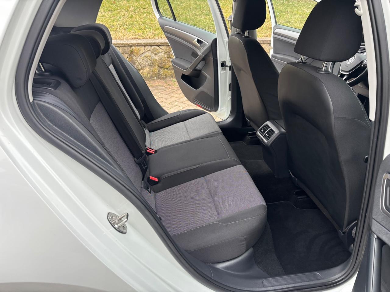 Volkswagen Golf 1.6 TDI 5p. 90CV