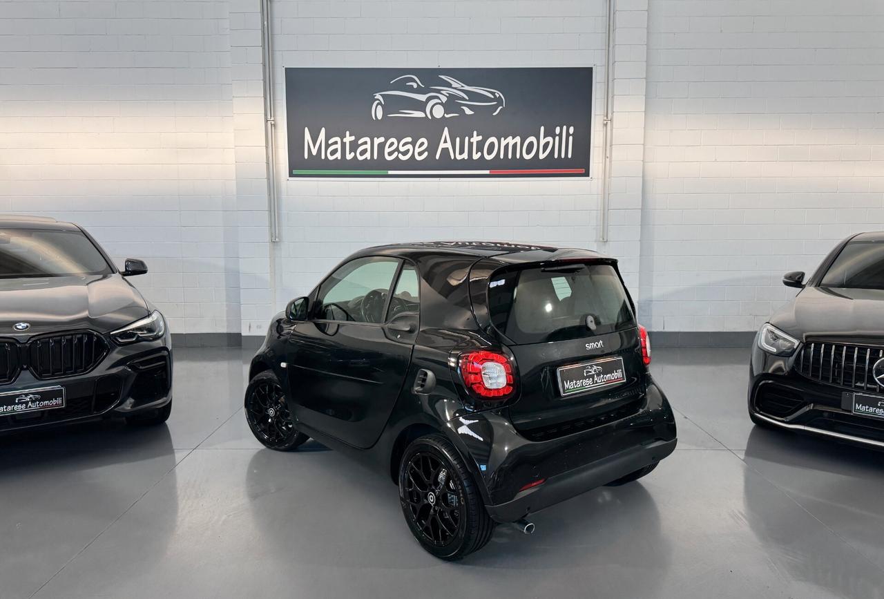 smart forTwo Passion 1.0CC 71CV Auto Bluetooth OK Neopatentati