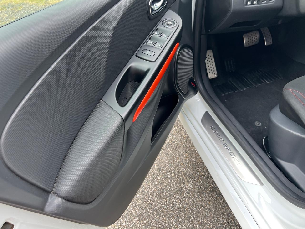 Renault Clio 1.6 T 200CV EDC 5 porte R.S.