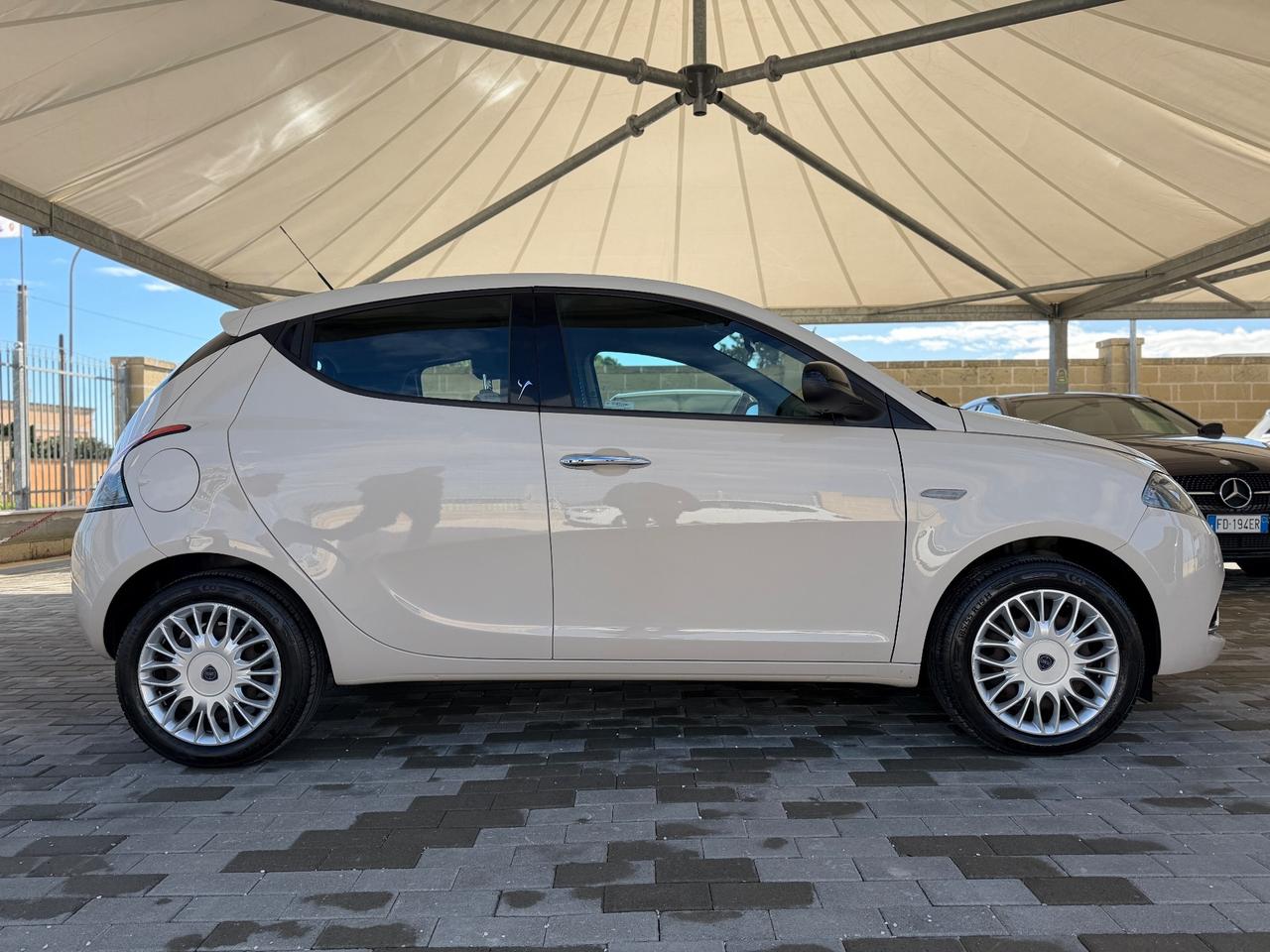 Lancia Ypsilon 1.2 69 CV 5 porte Gold UNICO PROPRIETARIO