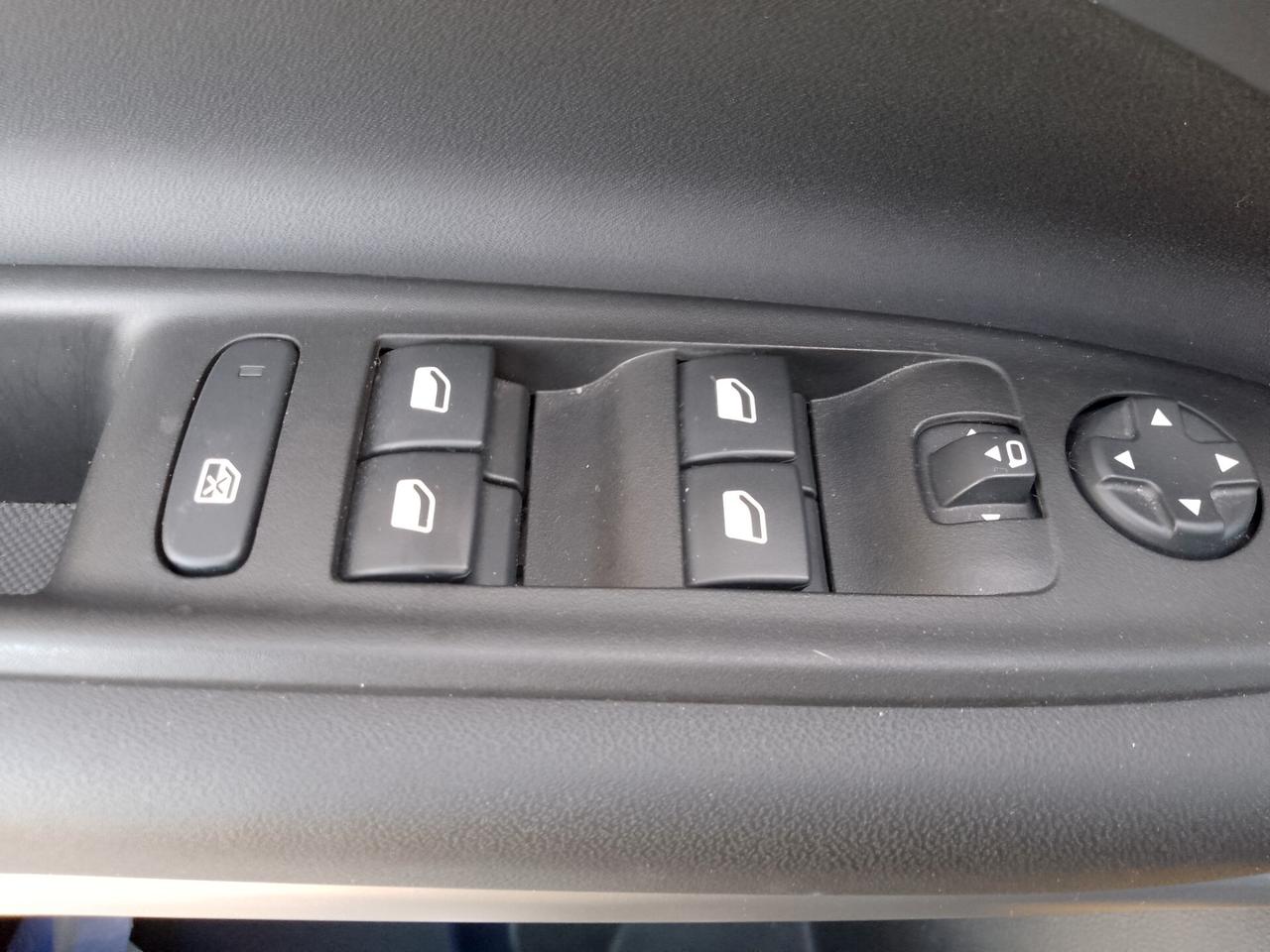 Jeep Avenger 1.2 Turbo Summit FULL OPTIONAL