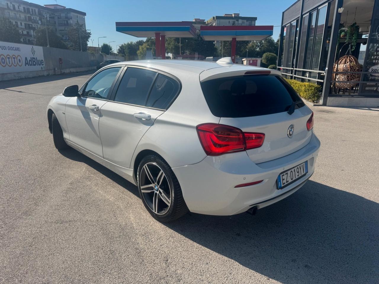 Bmw 118d 5p. Sport Automatico