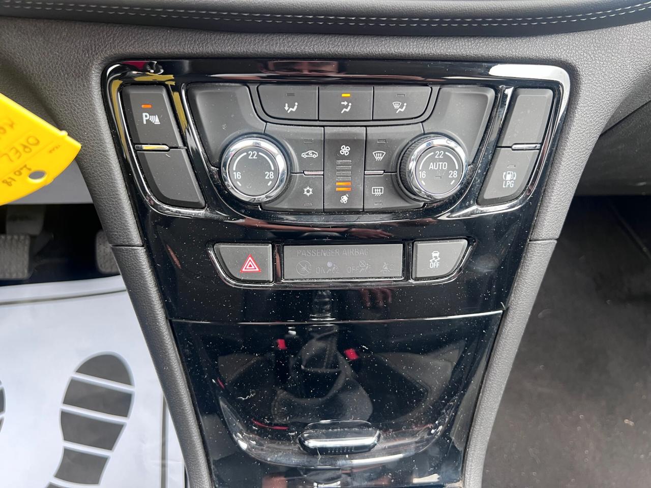 Opel Mokka X 1.4 Turbo GPL Tech 140CV 4x2 b-Color