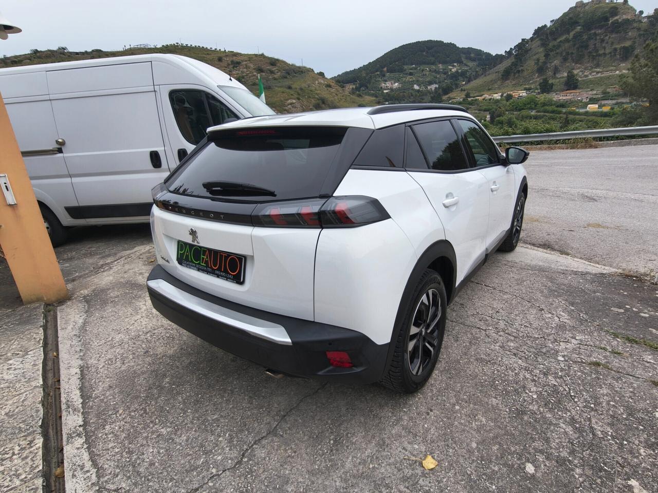Peugeot 2008 BlueHDi 110 S&S Allure Pack
