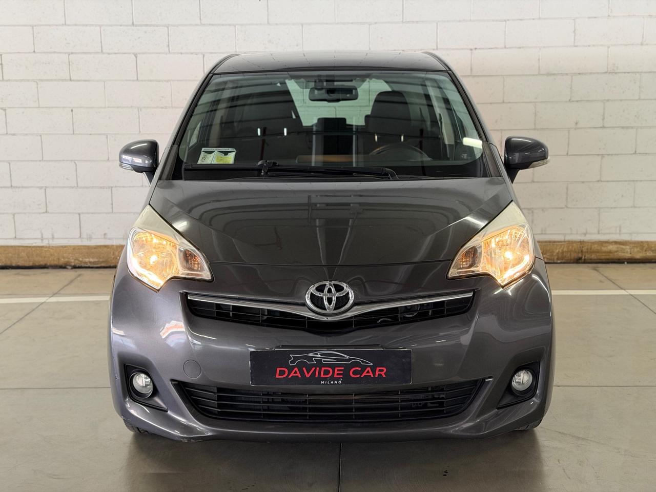 Toyota Verso-S 1.3 MT Active