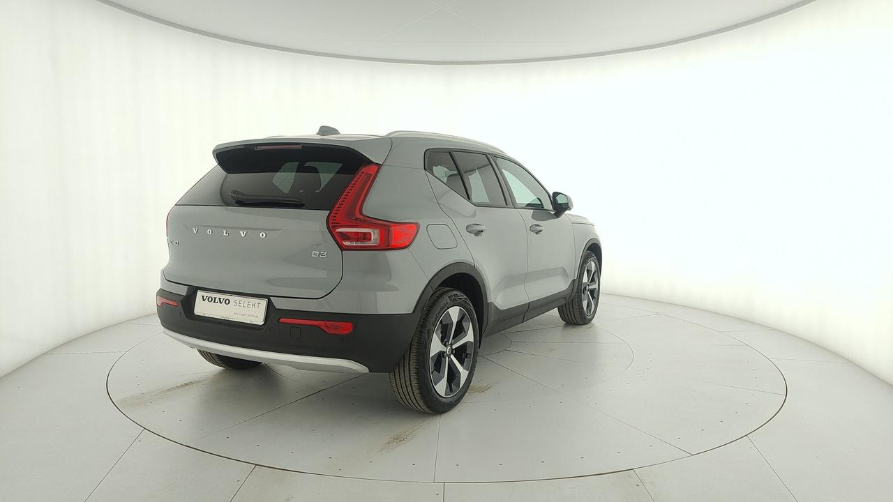 VOLVO XC40 2.0 b3 Core auto