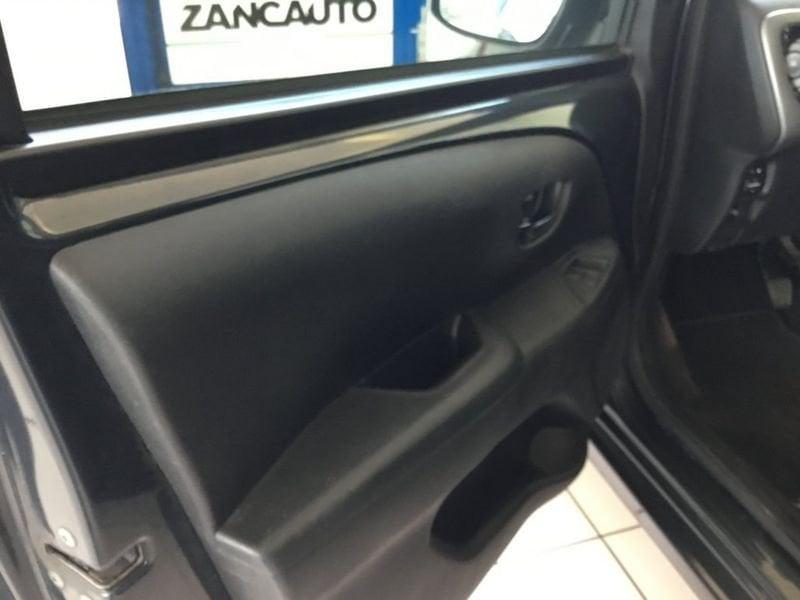 Toyota Aygo Connect 1.0 VVT-i 72 CV 5 porte x-cool AUTOMATICA