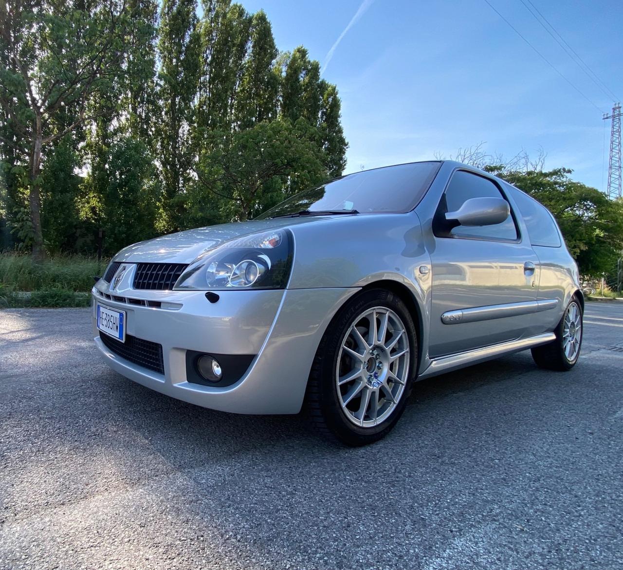 Renault Clio 2.0 16V cat 3 porte Sport