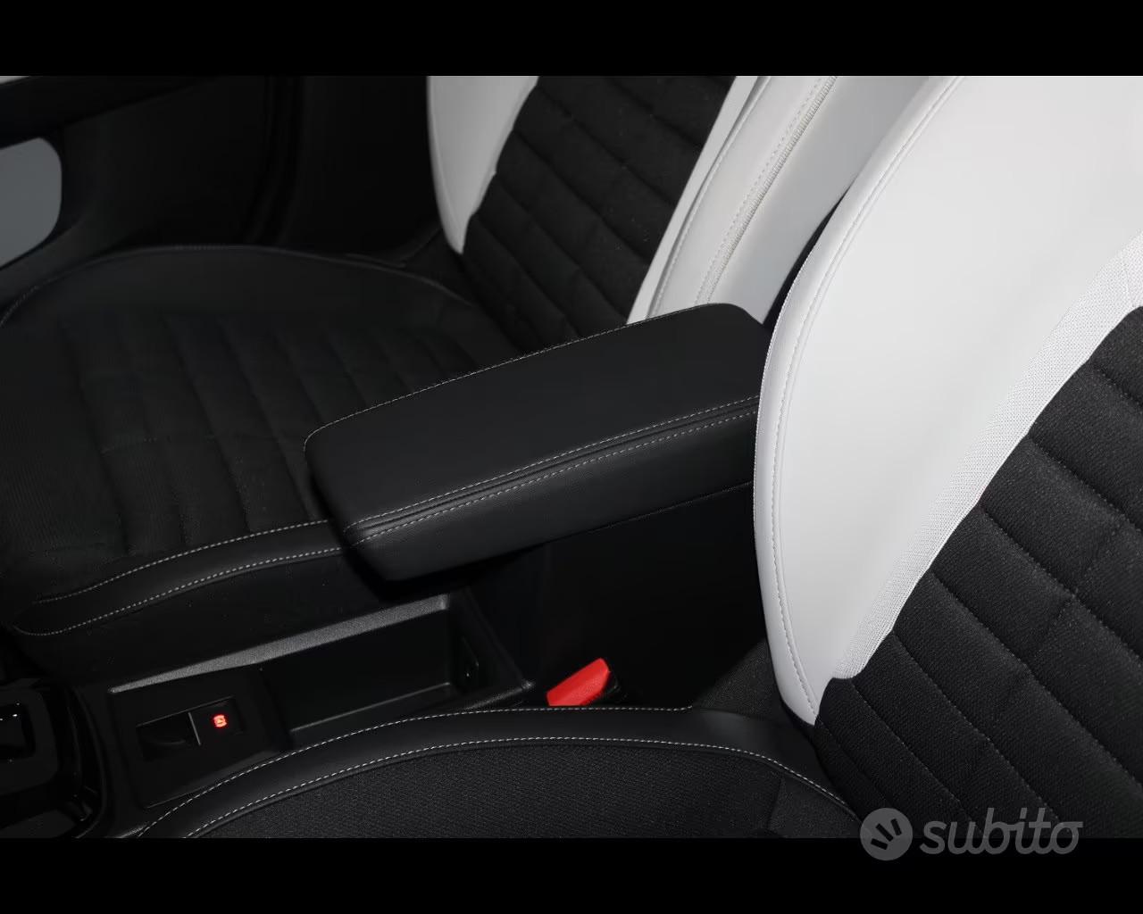 CITROEN C3 Aircross 2 s. - C3 Aircross Hybrid 145