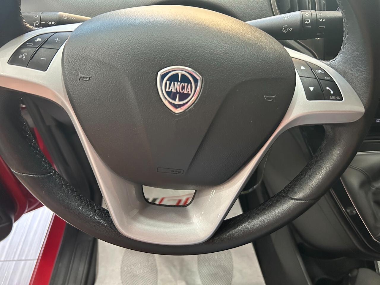 Lancia Ypsilon 0.9 Twinair Ecochic Metano di serie Gold ITALIANA