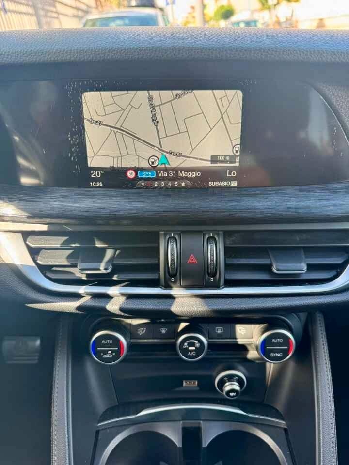 Alfa Romeo Stelvio 2.2 Turbodiesel 190 CV AT8 Q4 Executive