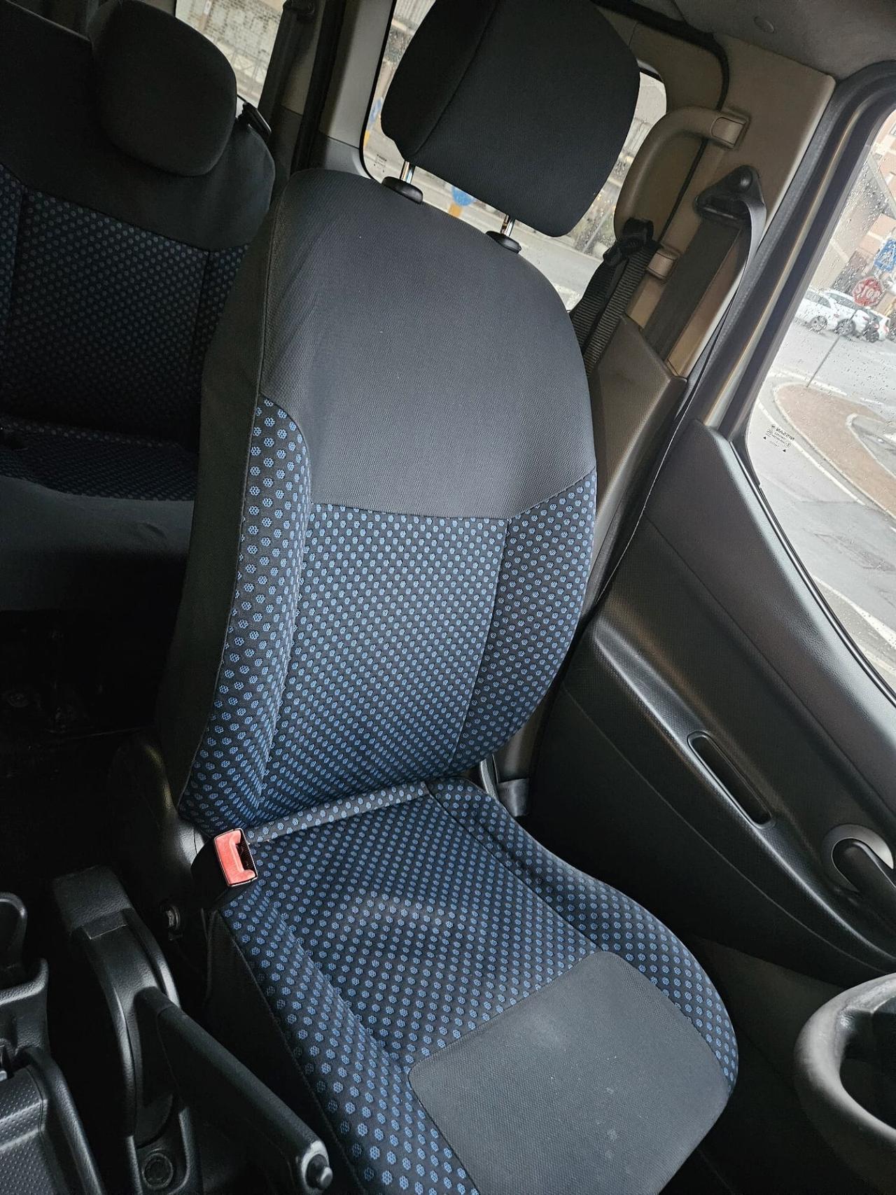 Nissan Evalia 1.5 dCi 7 POSTI