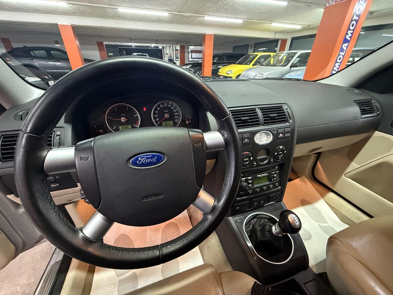 Ford Mondeo 2.0 TDDi cat SW Ghia - 116CV