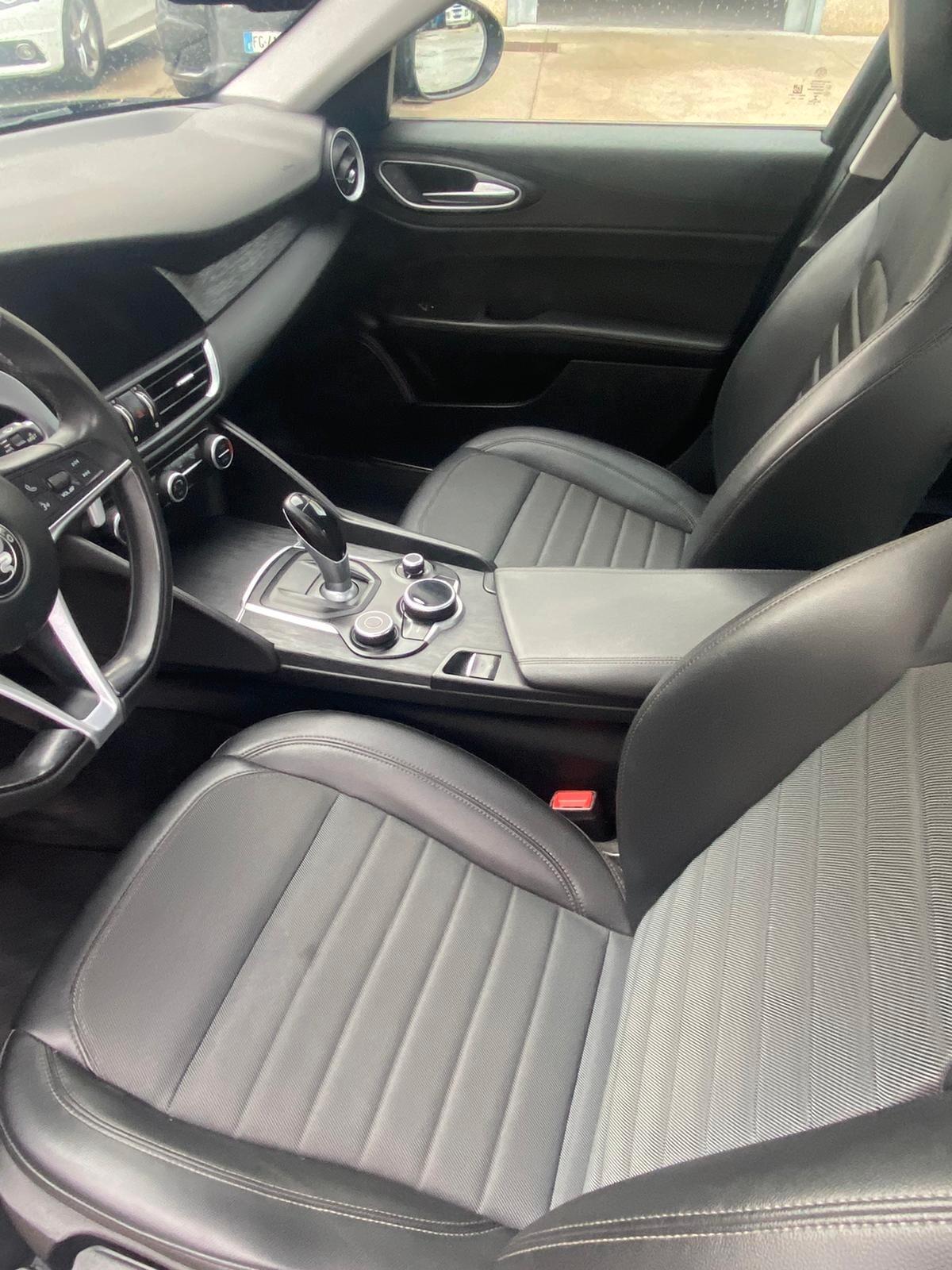 Alfa Romeo Giulia 2.2 Turbodiesel 150 CV Super