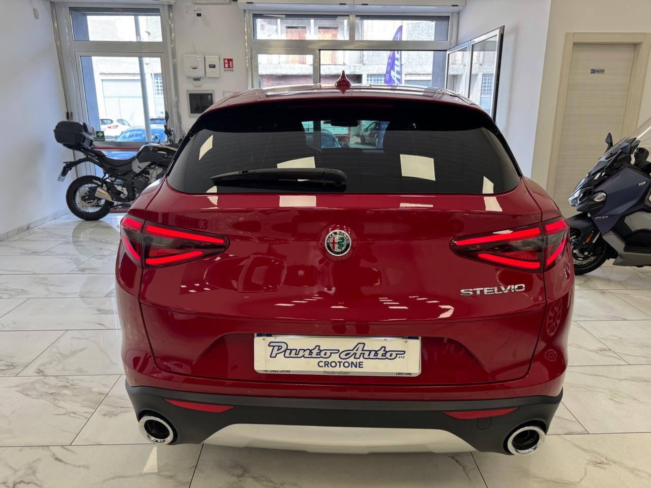 Alfa Romeo Stelvio 2.2 Turbodiesel 160 CV AT8 RWD Super