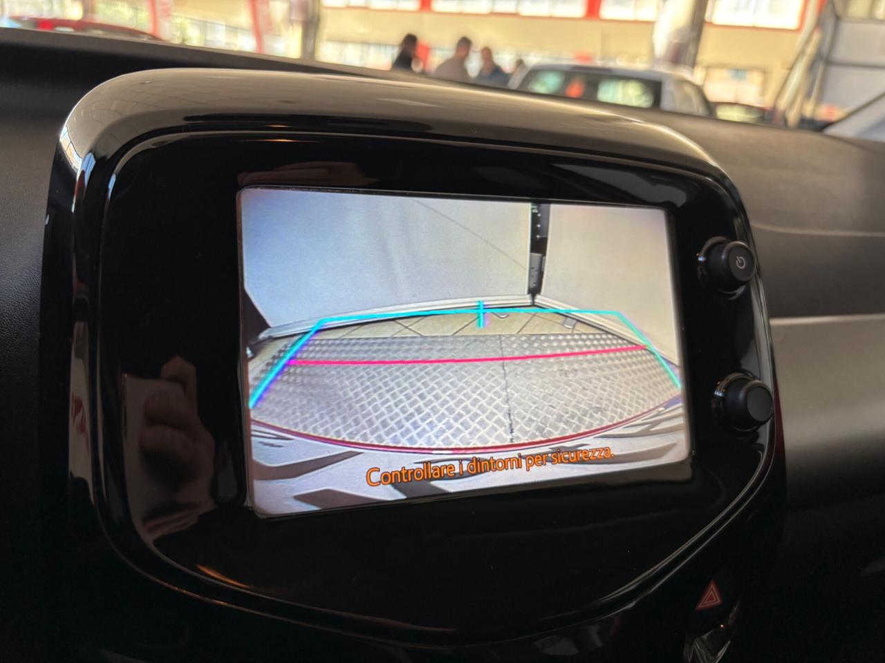 Peugeot 108 VTi 68 ETG 5 porte Allure