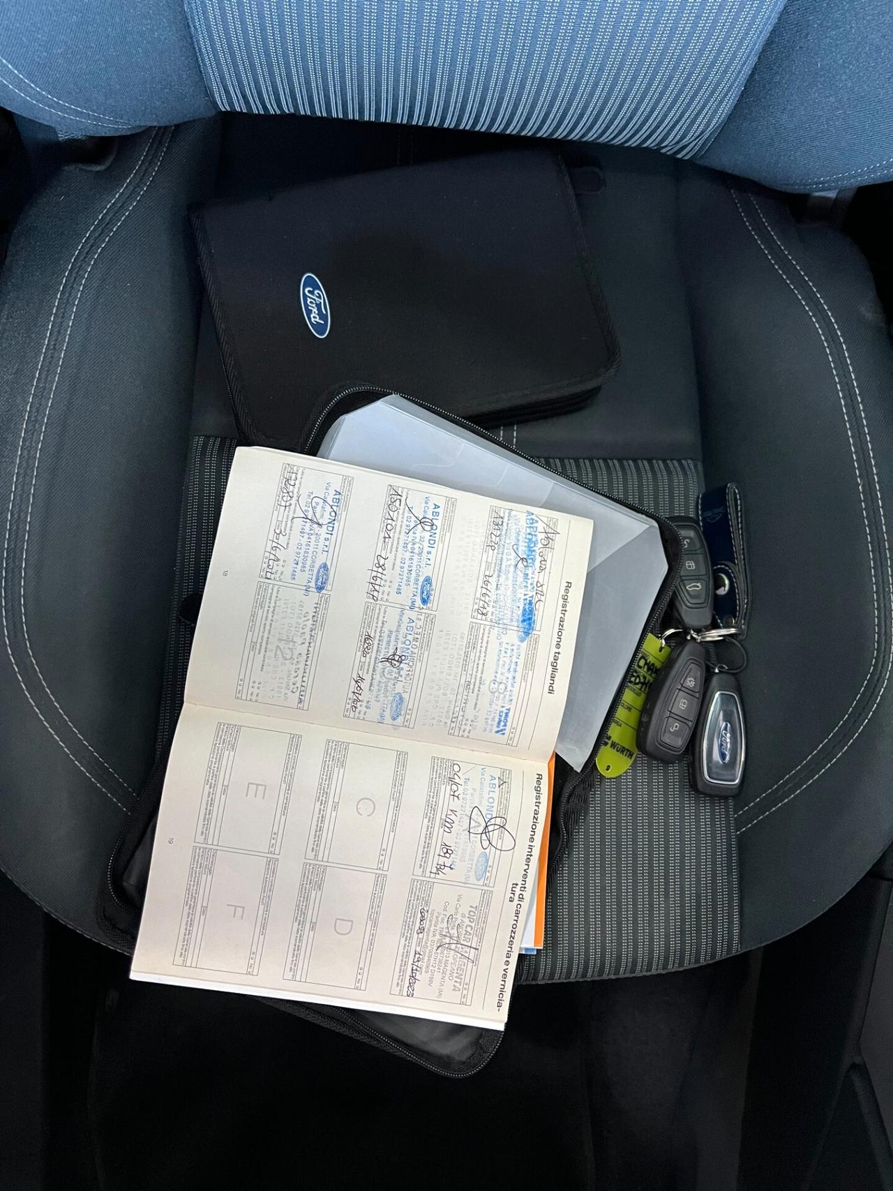 Ford C-Max 1.6 TDCi 115CV Titanium