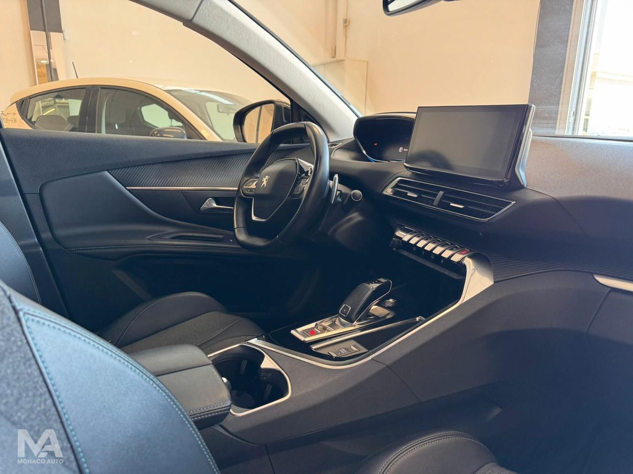 Peugeot 3008 BlueHDi 130 S&S EAT8 Allure 2022