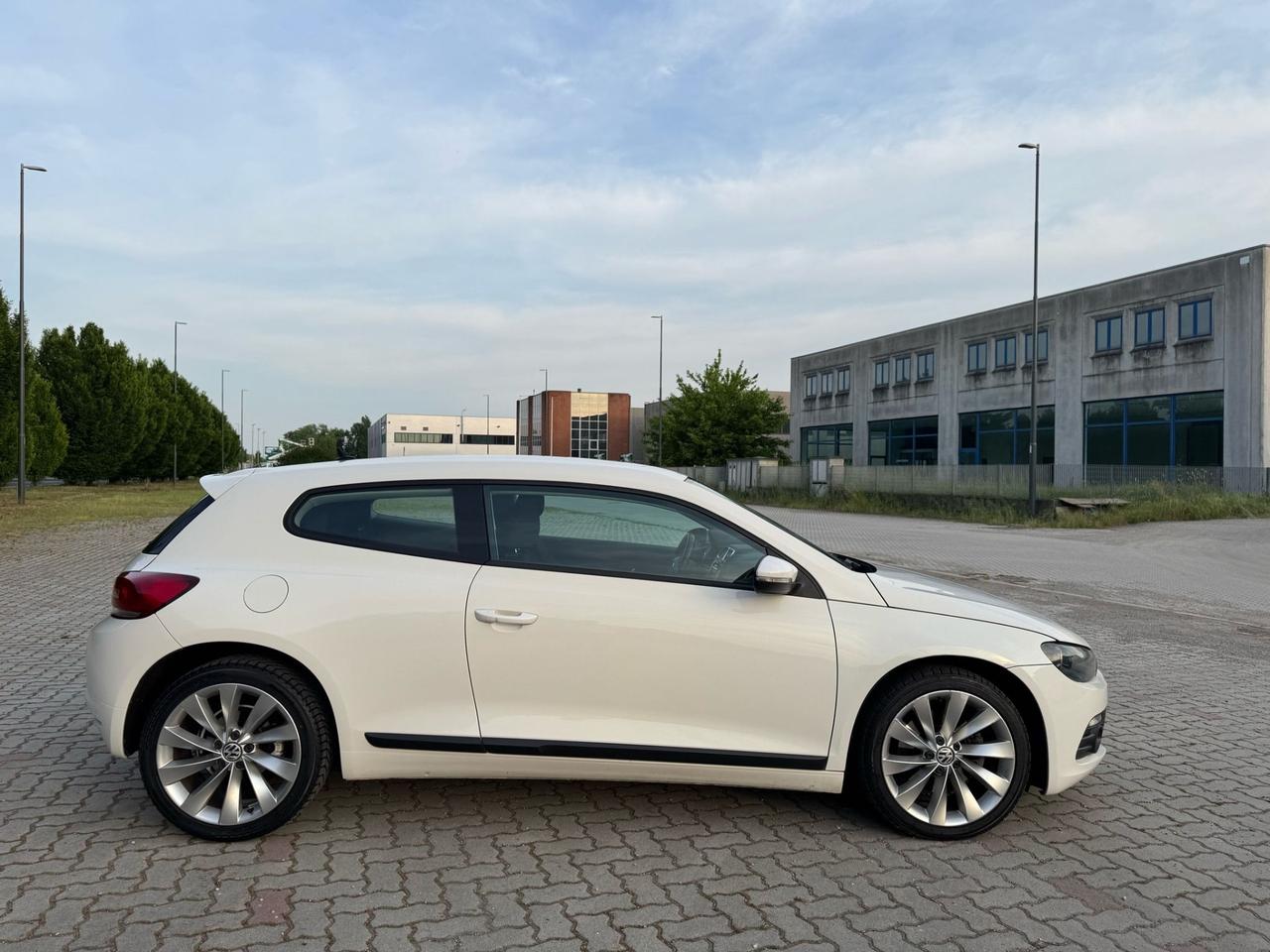 Volkswagen Scirocco 1.4 TSI 160CV
