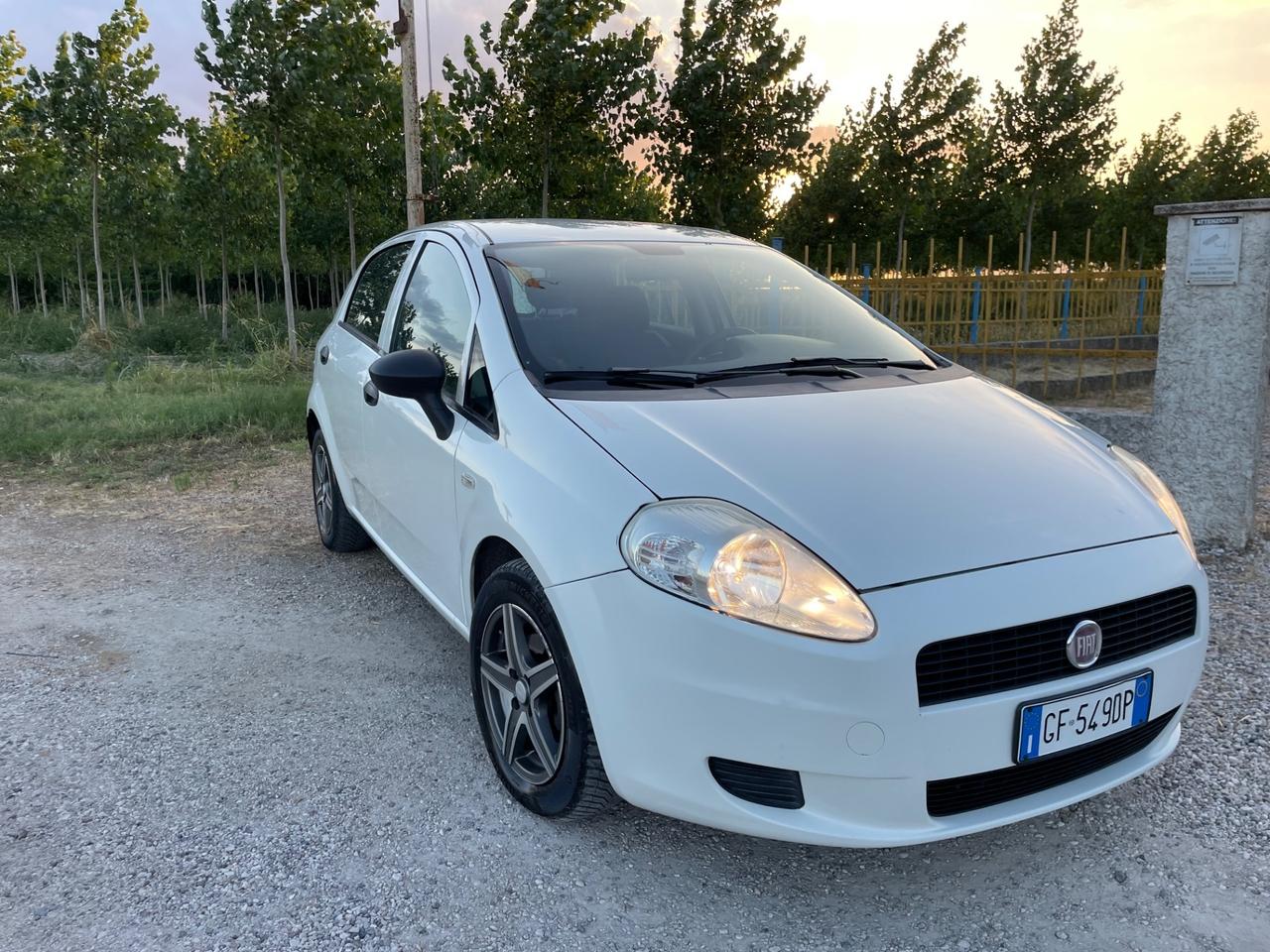 Fiat Grande Punto Grande Punto 1.3 MJT 75 CV 5 porte Dynamic