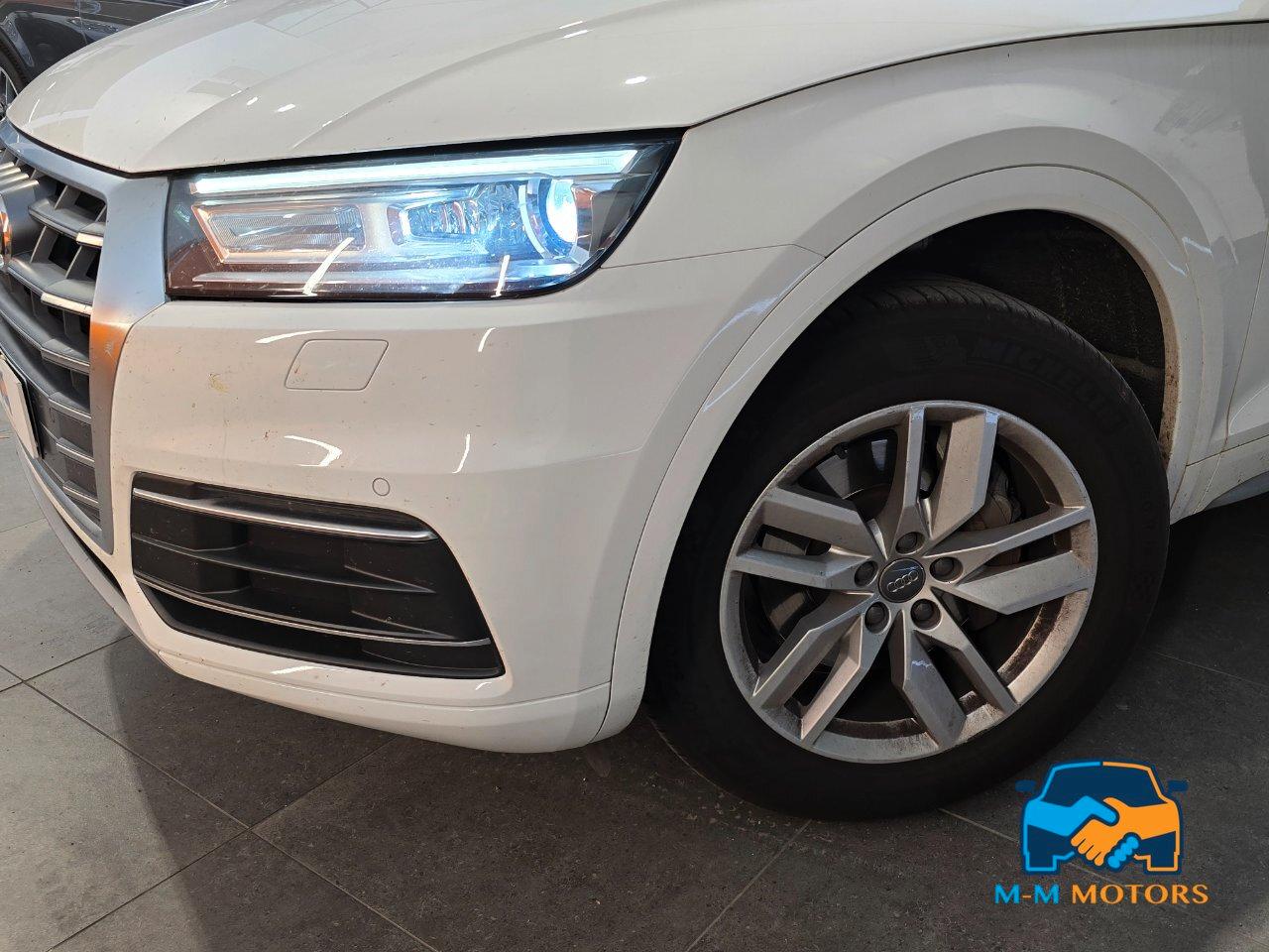 Audi Q5 40 2.0 tdi Business Sport quattro 190cv s-tronic
