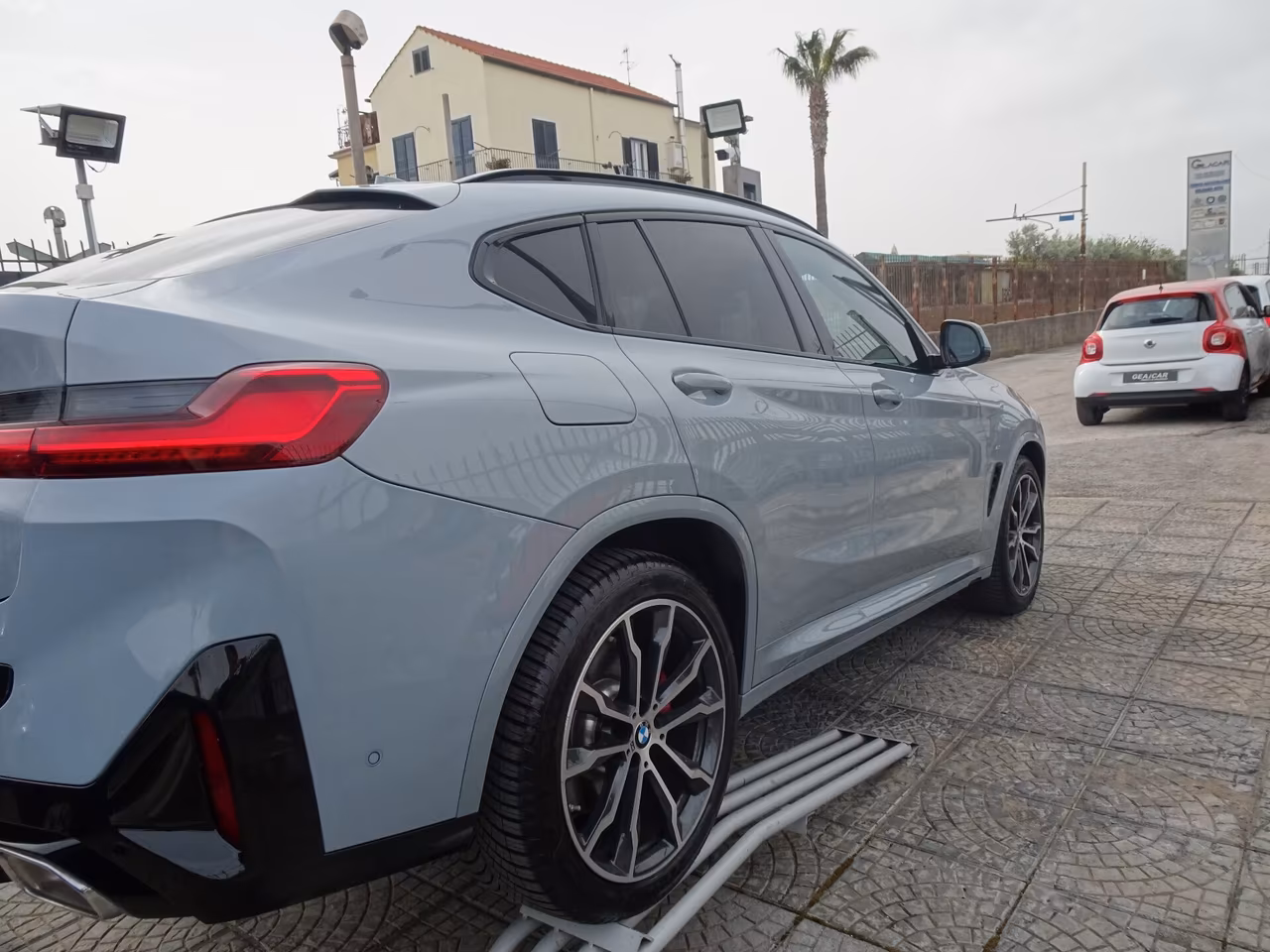 BMW X4 M Sport X Drive20d Hybrid