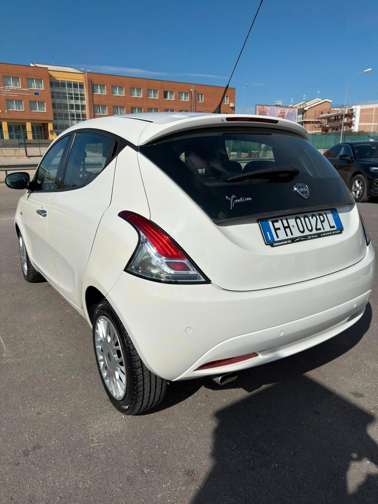 Lancia Ypsilon 1.3 MJT 16V 95 CV 5 porte S&S Gold