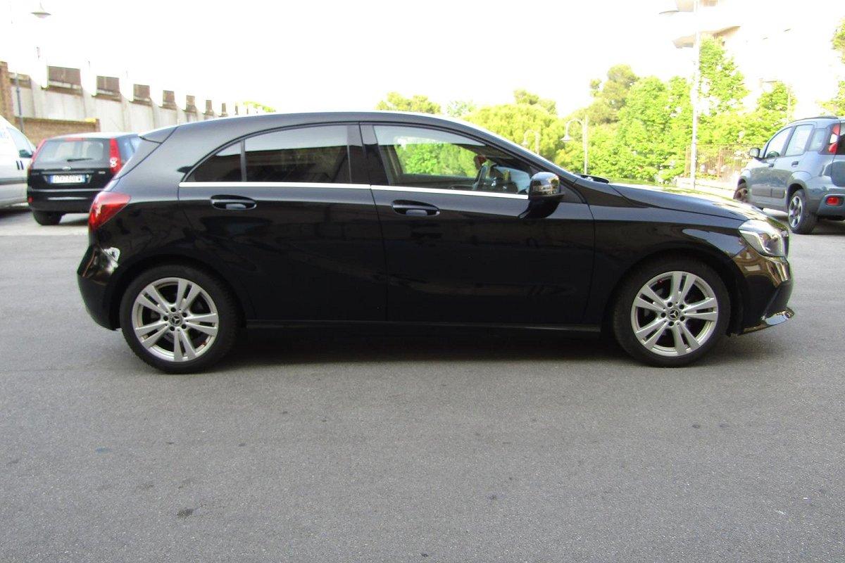 MERCEDES A 180 d Automatic Sport