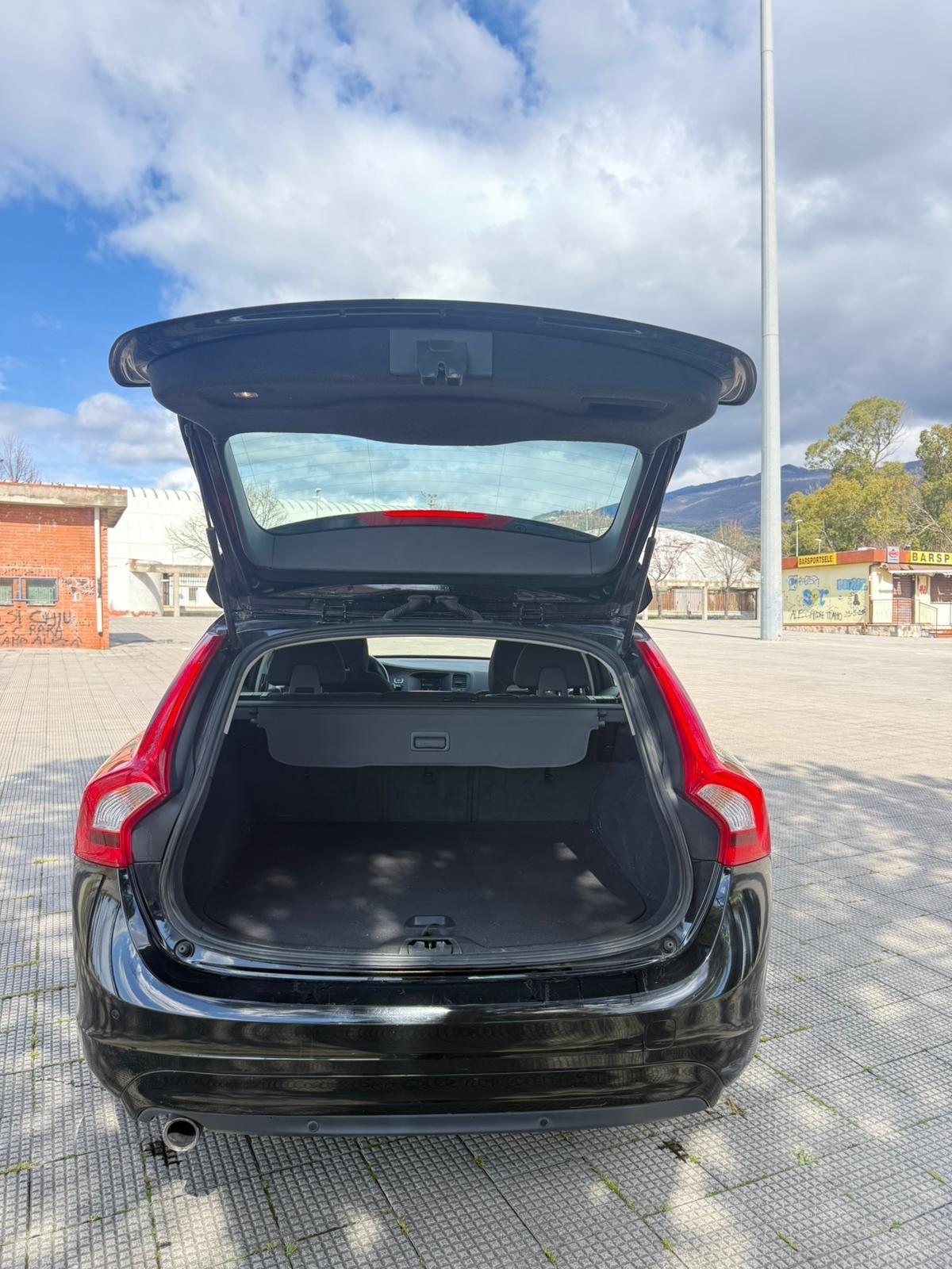 Volvo V60 D2 Business