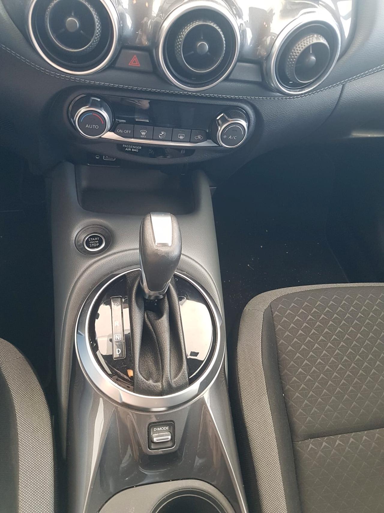 Nissan Juke 1.0 DIG-T 114 CV N-Connecta