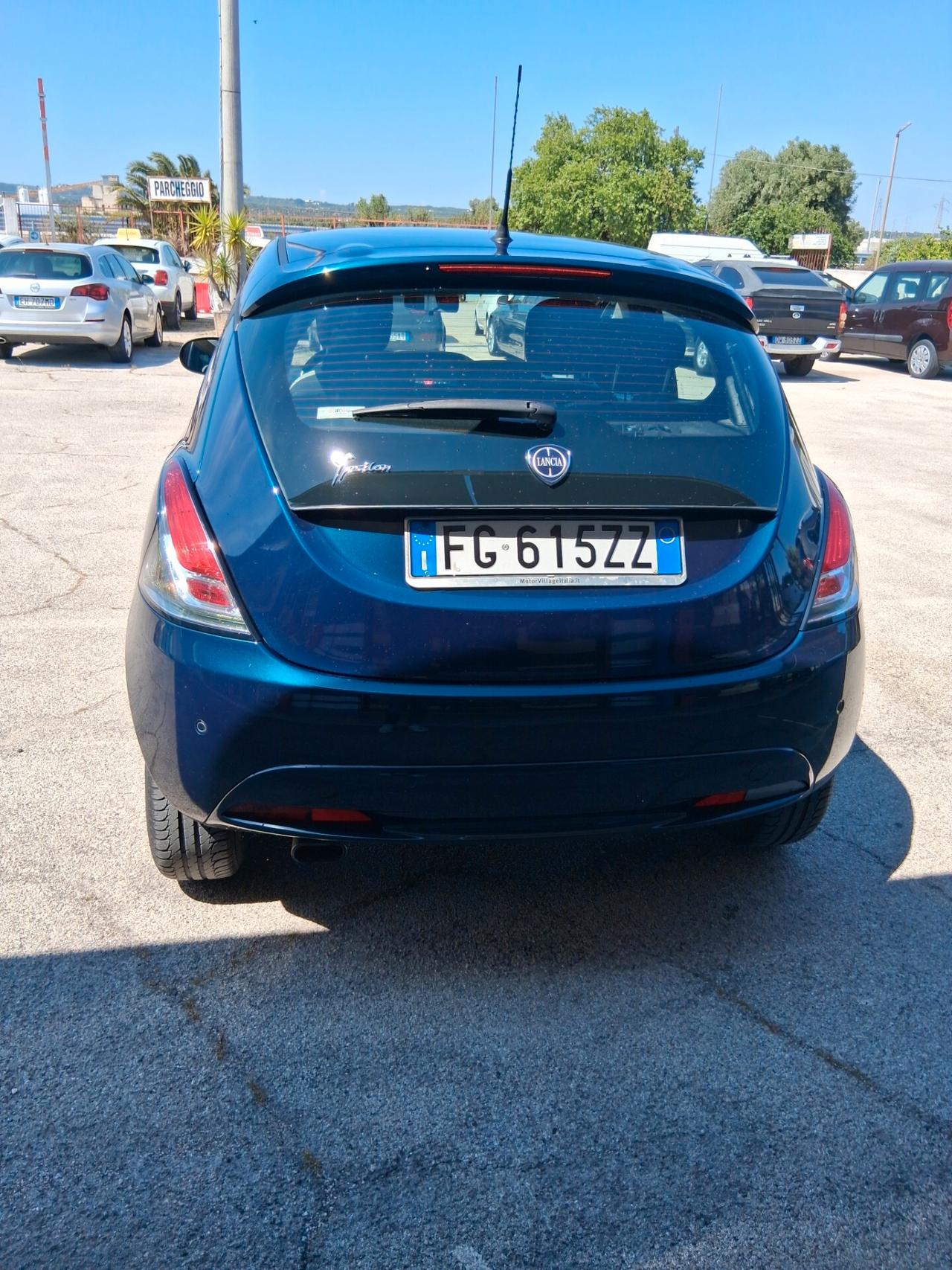 Lancia Ypsilon 1.2 69 CV 5 porte GPL Ecochic Gold