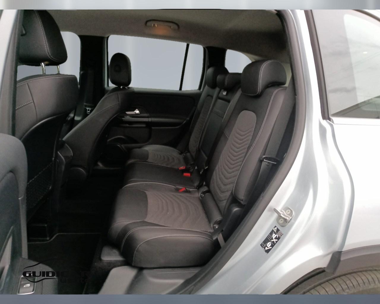 Mercedes-Benz GLB - X247 2023 - GLB 180 d Advanced auto
