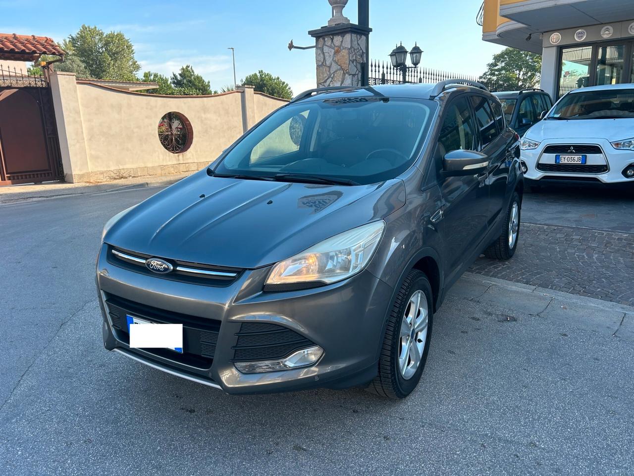 Ford Kuga 2.0 TDCI 140 CV 4WD Titanium