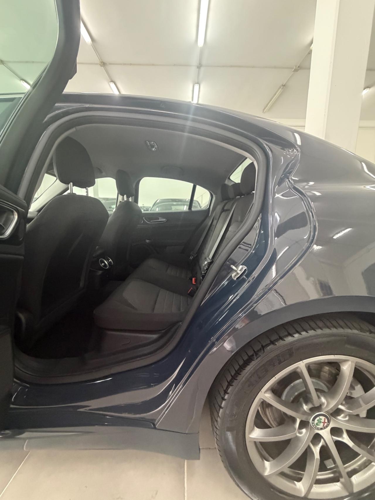 Alfa Romeo Giulia 2.2 150 CV Super FINANZIABILE