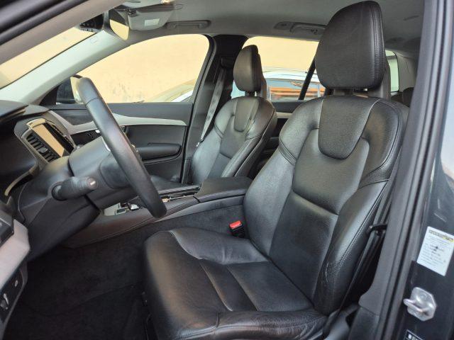 VOLVO XC90 B5 (d) AWD Geartronic Momentum Pro