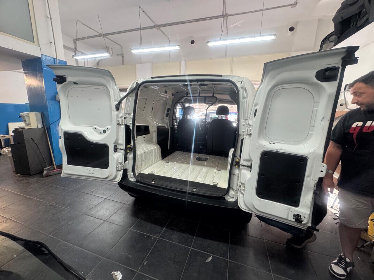 Peugeot Bipper 1.3 HDi 75CV FAP Furgone Comfort
