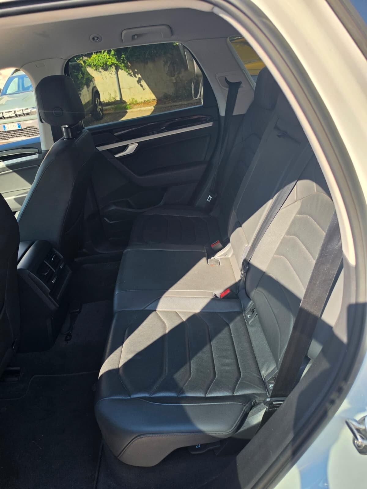 Volkswagen Touareg 3.0 V6 TDI SCR Advanced