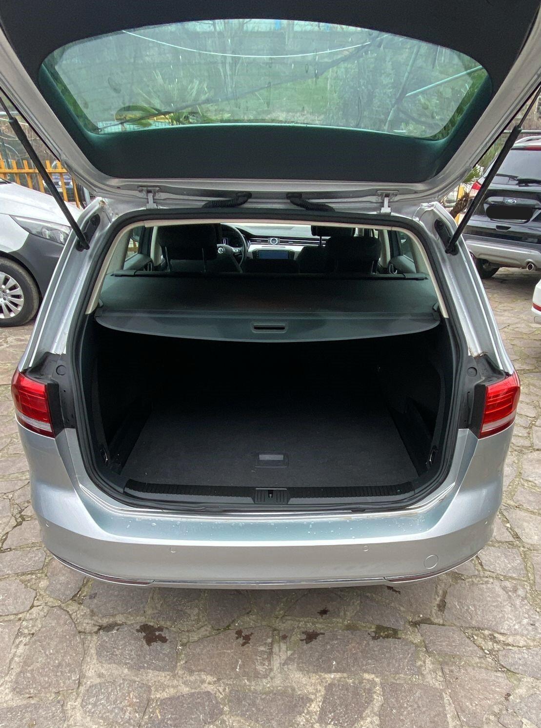 Volkswagen Passat 2.0 TDI DSG Business BlueMotion Technology