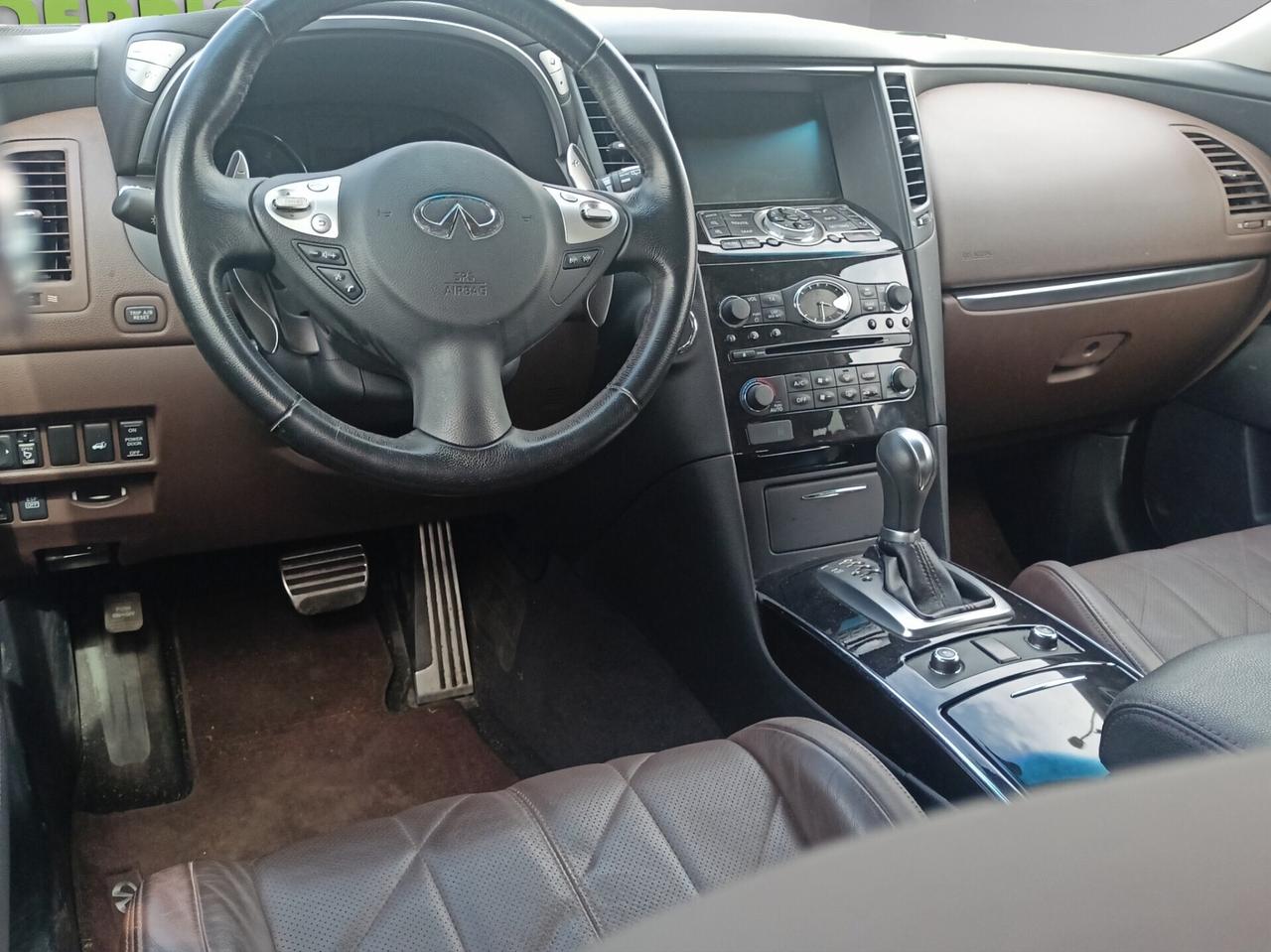 Infiniti FX FX30d GT