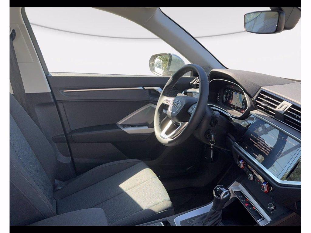 AUDI Q3 35 2.0 tdi business advanced s-tronic del 2023