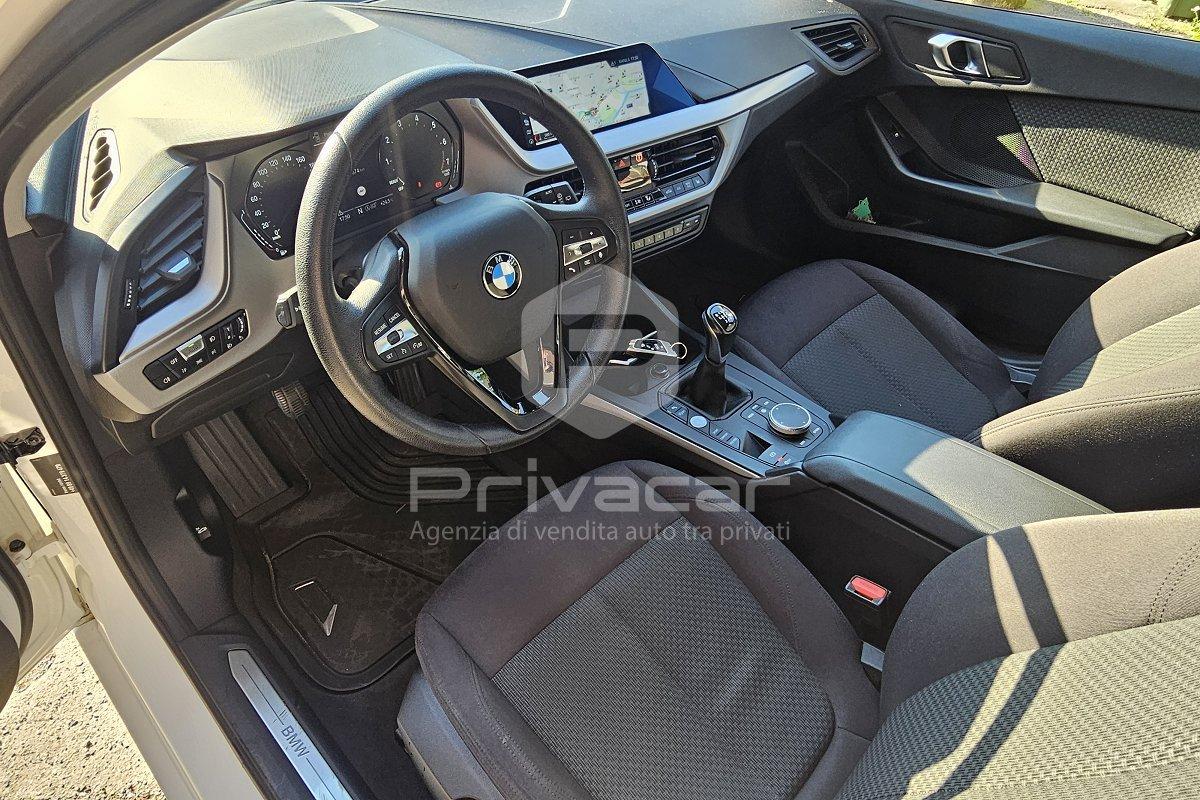 BMW 118i 5p. Business Advantage