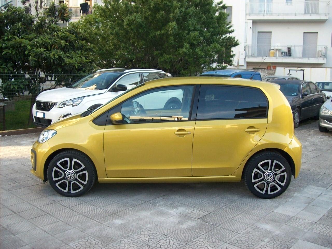 Volkswagen up! 1.0 75CV 5p. high