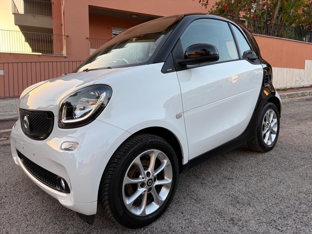 Smart ForTwo 1000 62 kW coupé passion