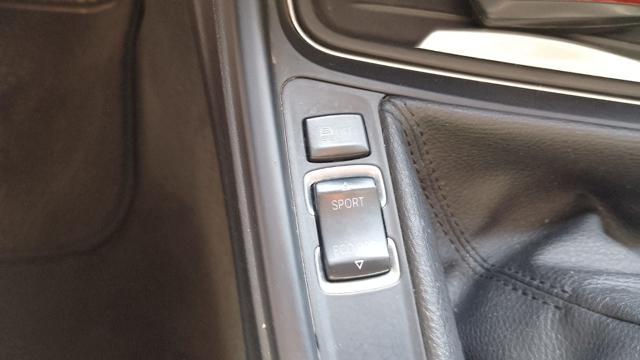 BMW 320 320d xDrive Touring M-Sport