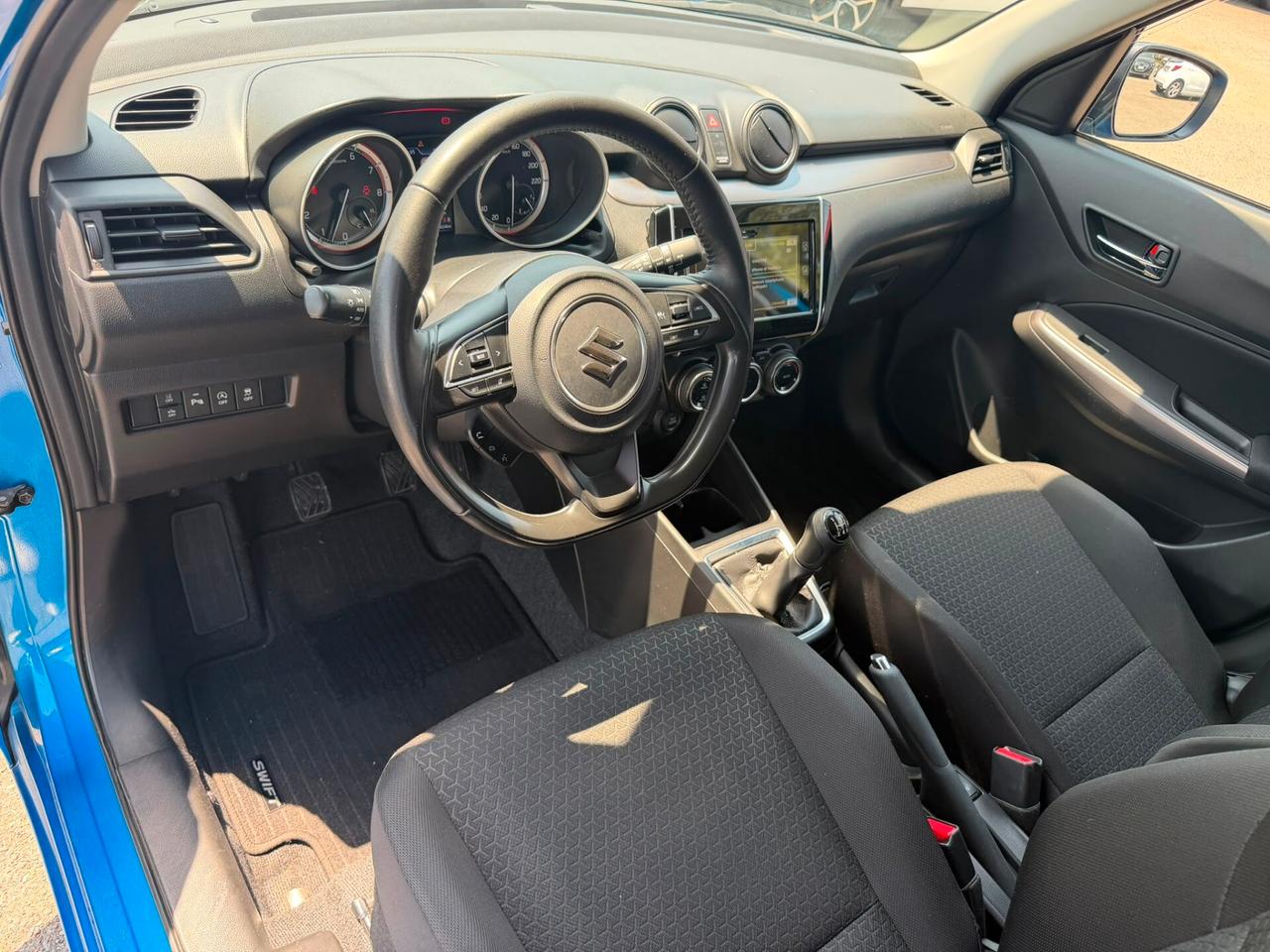 Suzuki Swift 1.2 Hybrid Top